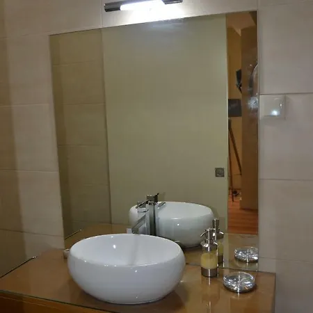 Golden Apartment *